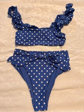 WeWoreWhat Polka Dot Swim Set with Ruffle Straps. XS